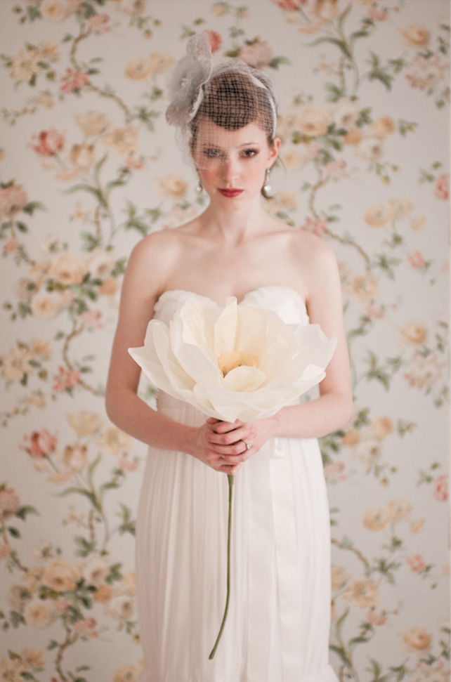 Сделай сам - один цветок вместо букета невесты