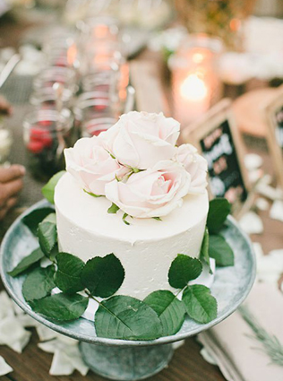 60 идей для декора одноярусного свадебного торта 