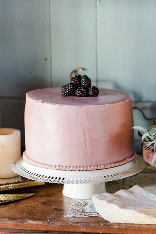 60 идей для декора одноярусного свадебного торта 