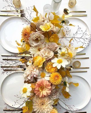 осенняя свадьба, декор стола в желтом цвете