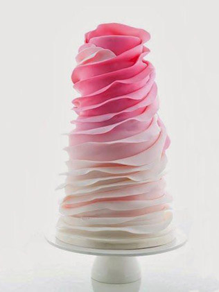 Тренд 2015: свадьба в стиле омбре, фигурки на торт