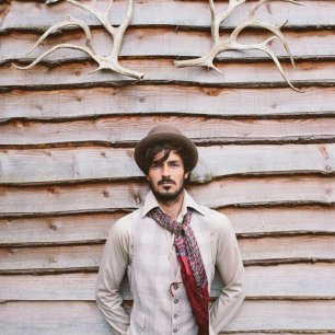 Осенний образ жениха: стиль в деталях