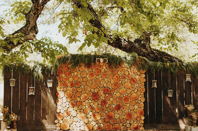 Арки и декоративные зоны для осенней свадебной церемонии 