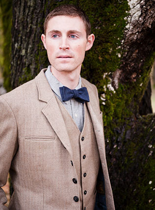 осенний образ жениха, бабочка