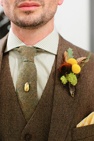 осенний образ жениха, бабочка