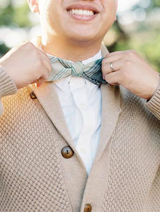 осенний образ жениха, жених в кардигане