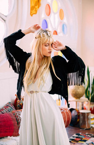 Осенний образ невесты, кожаная куртка