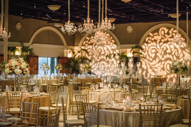 освещение на свадьбе, текстурная подсветка 