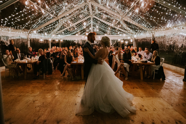 освещение на свадьбе 