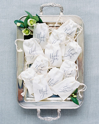 Свадебные детали: пакетики для конфетти и лепестков 