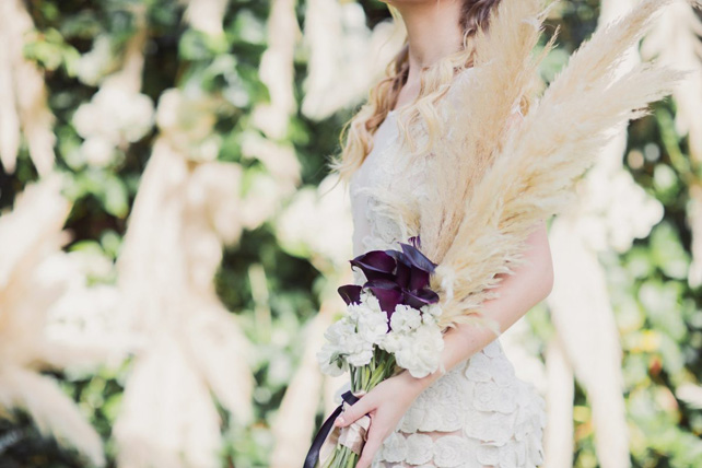 букет невесты с пампасной травой 