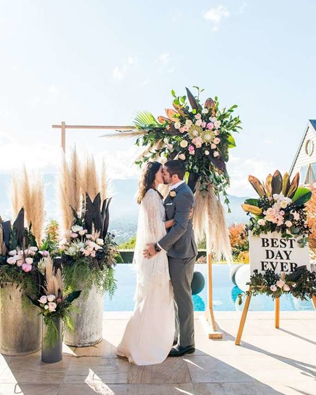 Пампасная трава на свадебной церемонии