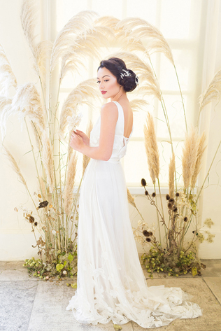 Пампасная трава в свадебной фотосессии 