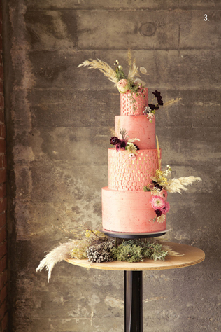 Свадебный торт с пампасной травой