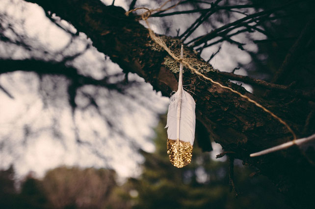 Свадьба в деталях: легкие и невесомые перья 