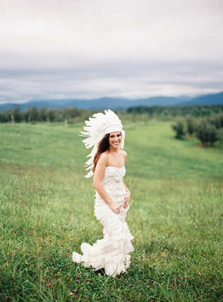 Свадьба в деталях: легкие и невесомые перья 