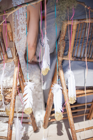 Свадьба в деталях: легкие и невесомые перья 