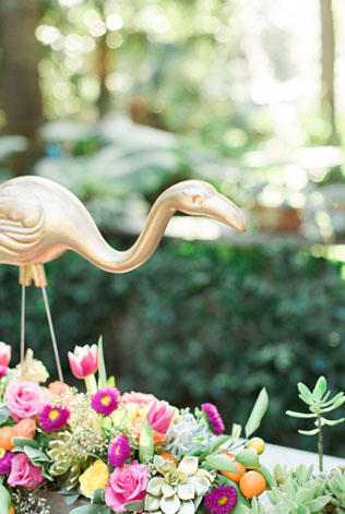 Розовые фламинго в декоре свадьбы