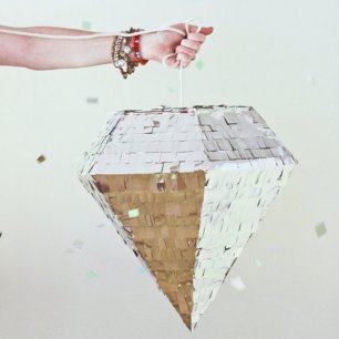 Свадебные тренды — пиньята на свадьбе