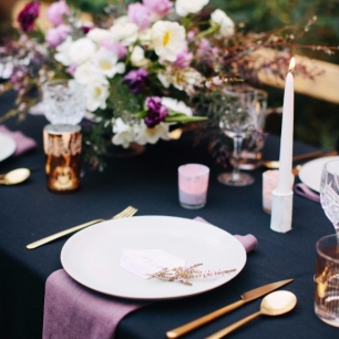 40 идей: сливовые оттенки для осенней свадьбы