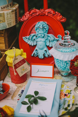 По дороге к любви, детали декора