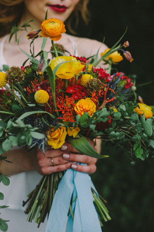 По дороге к любви, невеста с букетом