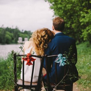 Яркая фотосессия «По дороге к любви»