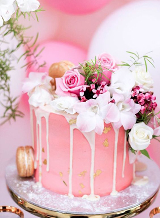 40 потрясающих свадебных тортов с подтеками  