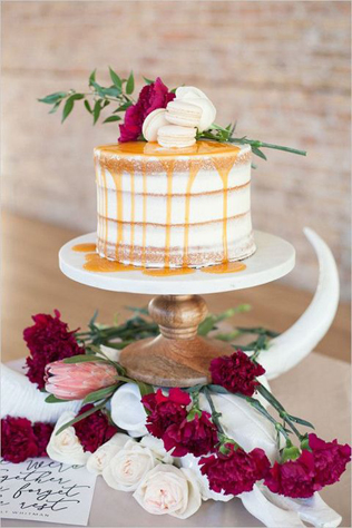 40 потрясающих свадебных тортов с подтеками  