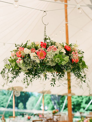 Цветы и зелень: 50 идей для подвесных композиций  