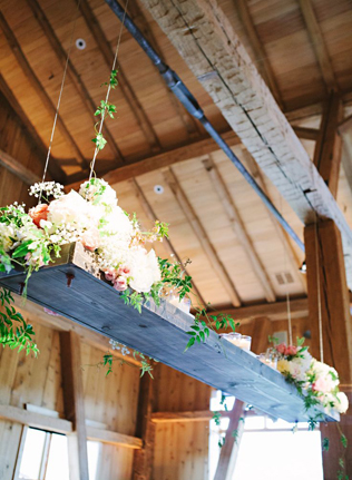 Цветы и зелень: 50 идей для подвесных композиций  