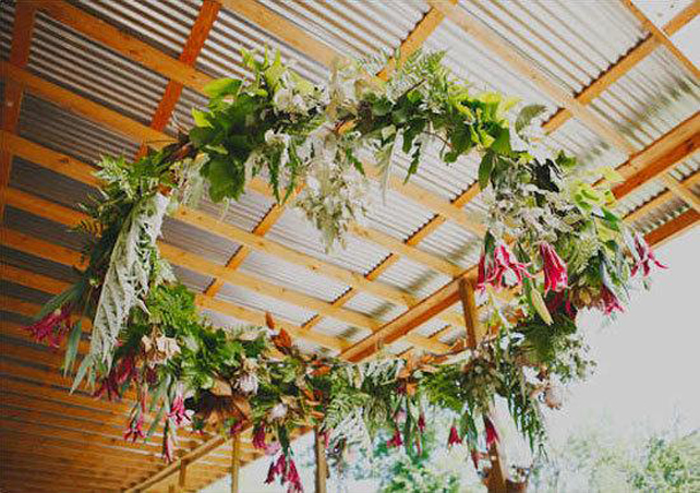 Цветы и зелень: 50 идей для подвесных композиций  