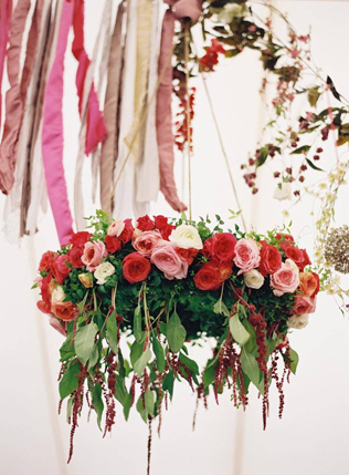 Цветы и зелень: 50 идей для подвесных композиций  