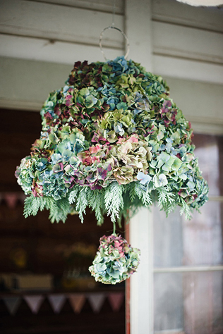 Цветы и зелень: 50 идей для подвесных композиций  