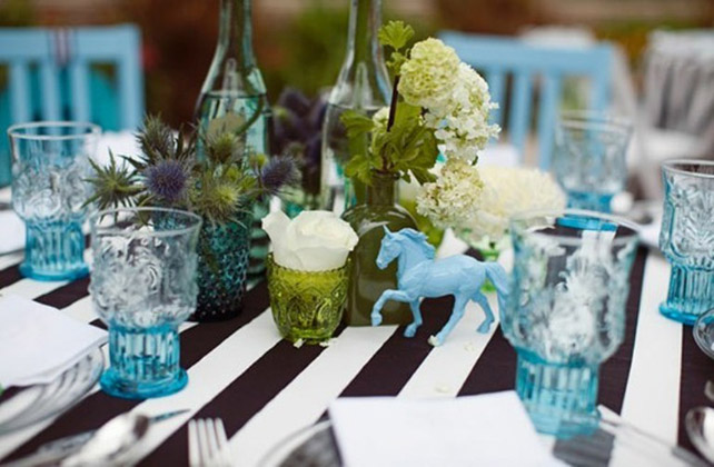 Черно-белая полоска на свадьбе - скатерти