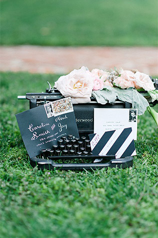 Черно-белая полоска на свадьбе - полиграфия