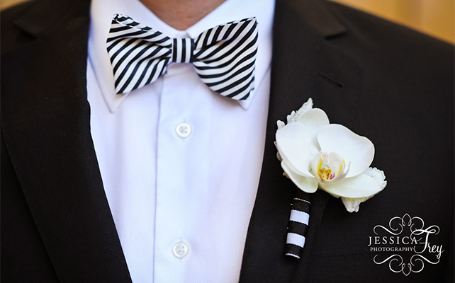 Черно-белая полоска на свадьбе - в образе жениха