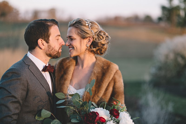 Благородный мех: полушубки и накидки для невест 