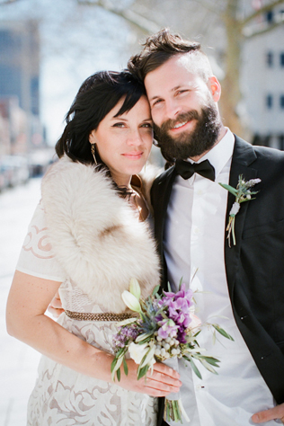 Благородный мех: полушубки и накидки для невест 