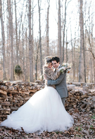 Благородный мех: полушубки и накидки для невест 