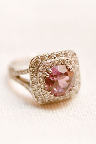 100 восхитительных помолвочных колец 