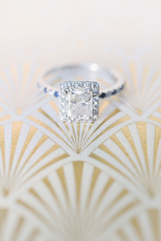 100 восхитительных помолвочных колец 