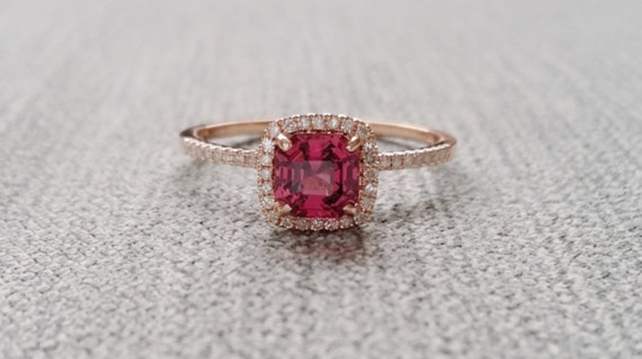 100 восхитительных помолвочных колец 