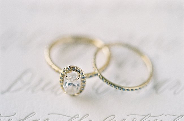 100 восхитительных помолвочных колец 