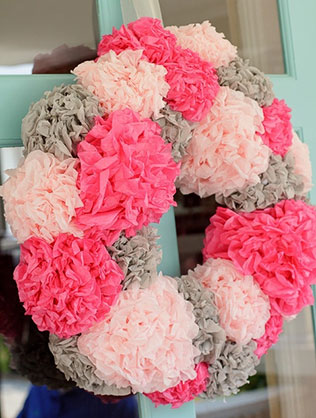 помпоны в декоре свадьбы, комната невесты