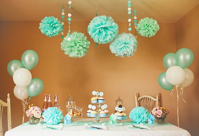 помпоны в декоре свадьбы, комната невесты