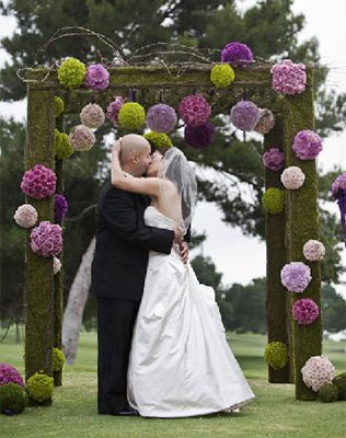 помпоны в декоре свадьбы, церемония