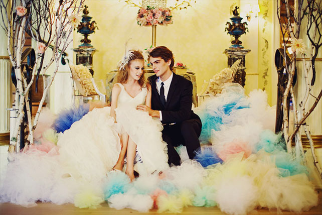 помпоны в декоре свадьбы, фотосессия