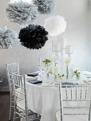 помпоны в декоре свадьбы, место торжества