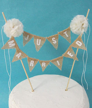 помпоны в декоре свадьбы, фигурки для торта